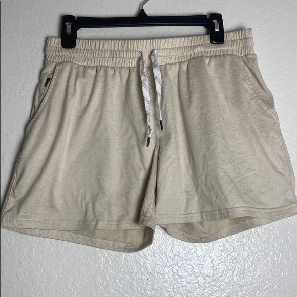 Pacific Trail Women's Cream Shorts Size M - Picture 1 of 5